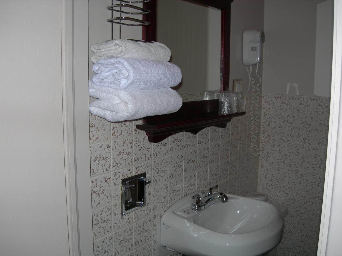 Hotel Motel Arnold Woburn 外观 照片